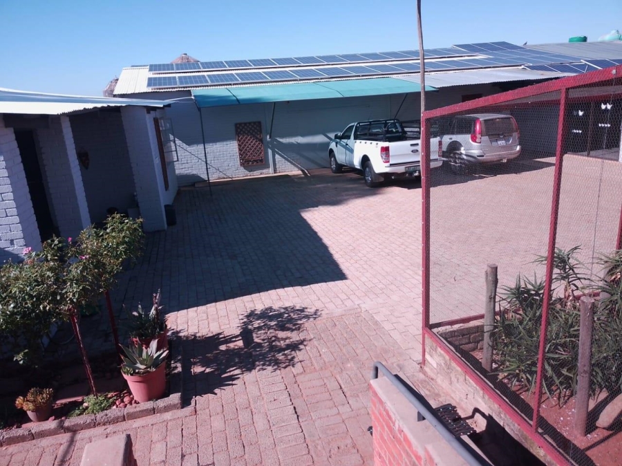 4 Bedroom Property for Sale in Bultfontein Free State